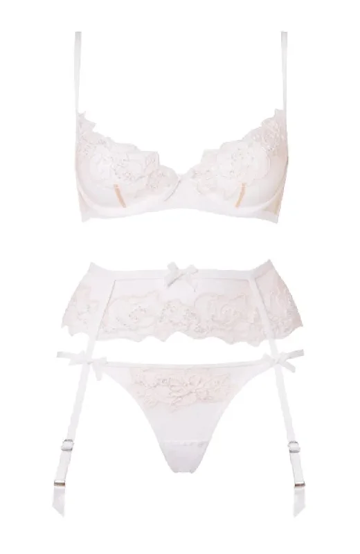 Lindie Bra, Suspender and Thong Set