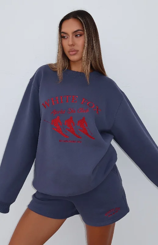 Après Ski Club Oversized Sweater Navy